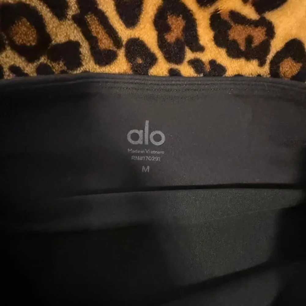Alo-yoga Women's Black Skirt